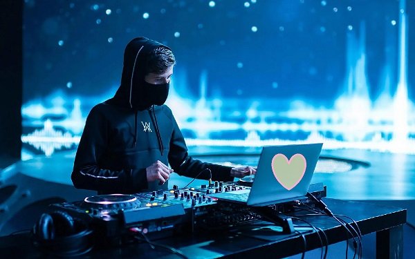 Alan Walker Net Worth 2024: Bio, Age, Wiki, and Earnings